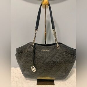 MICHAEL KORS JET SET TRAVEL LARGE CHAIN TOTE BAG MK BLACK - PRESTINE CONDITION!
